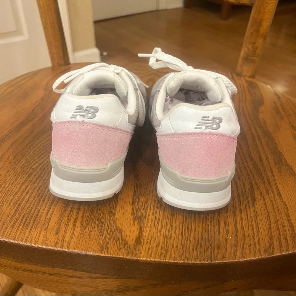 New Balance 996 Grey Pink Sneakers Women’s 7 WL996BC Athletic Lifestyle